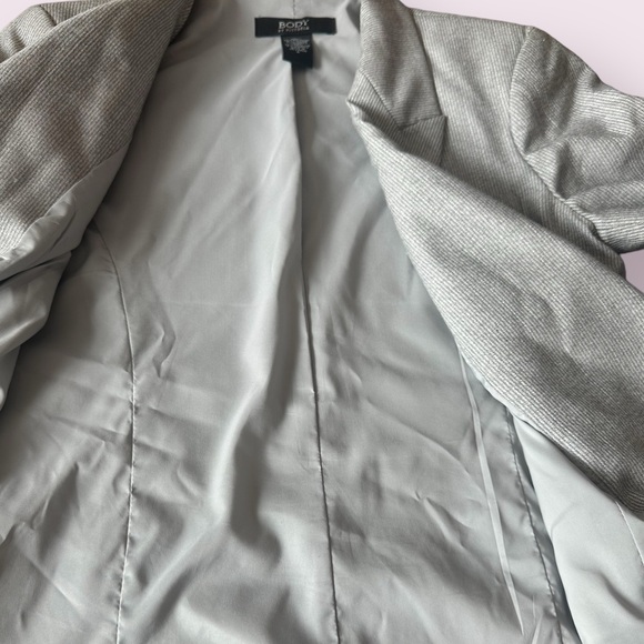 Women’s BODY By Victoria Grey 3/4 Scrunch Sleeve Button Front Blazer Size 6 - Picture 6 of 9